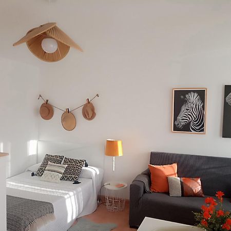 شقة Apartamento Entero Con Jardin En Casa Amelia Padrón المظهر الخارجي الصورة