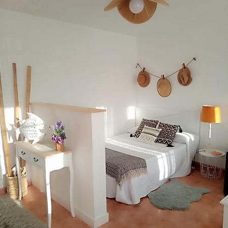 شقة Apartamento Entero Con Jardin En Casa Amelia Padrón المظهر الخارجي الصورة