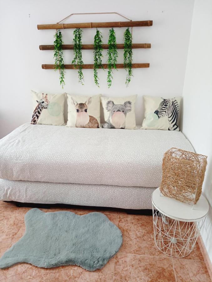 شقة Apartamento Entero Con Jardin En Casa Amelia Padrón المظهر الخارجي الصورة