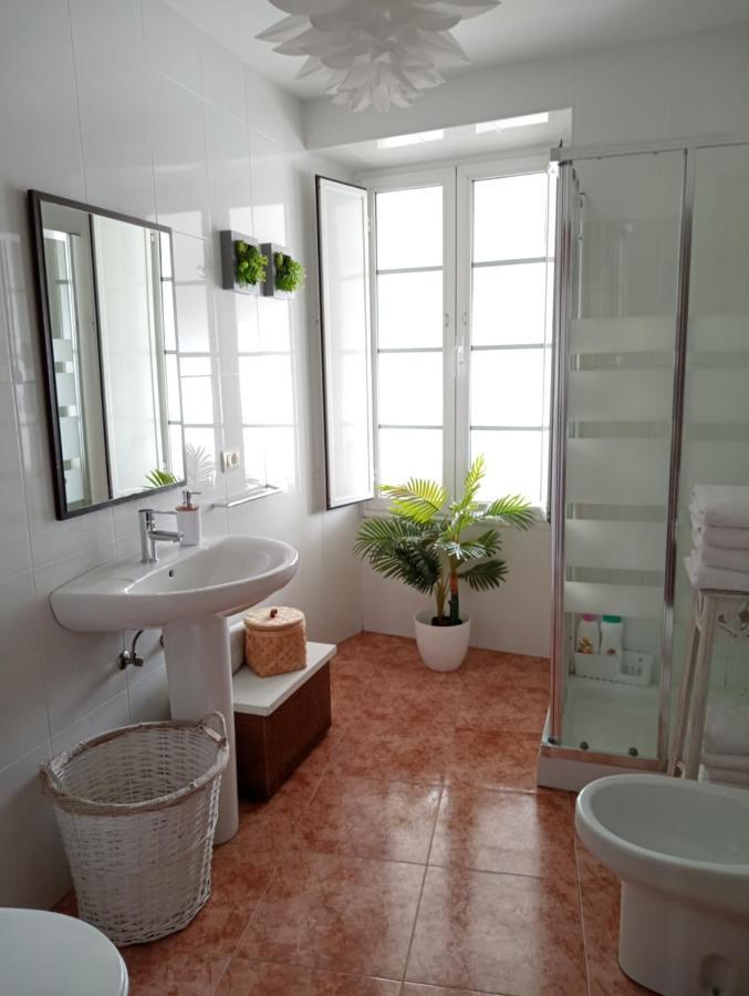شقة Apartamento Entero Con Jardin En Casa Amelia Padrón المظهر الخارجي الصورة